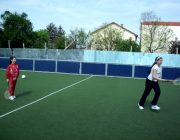 Fotbal, badminton, coarda